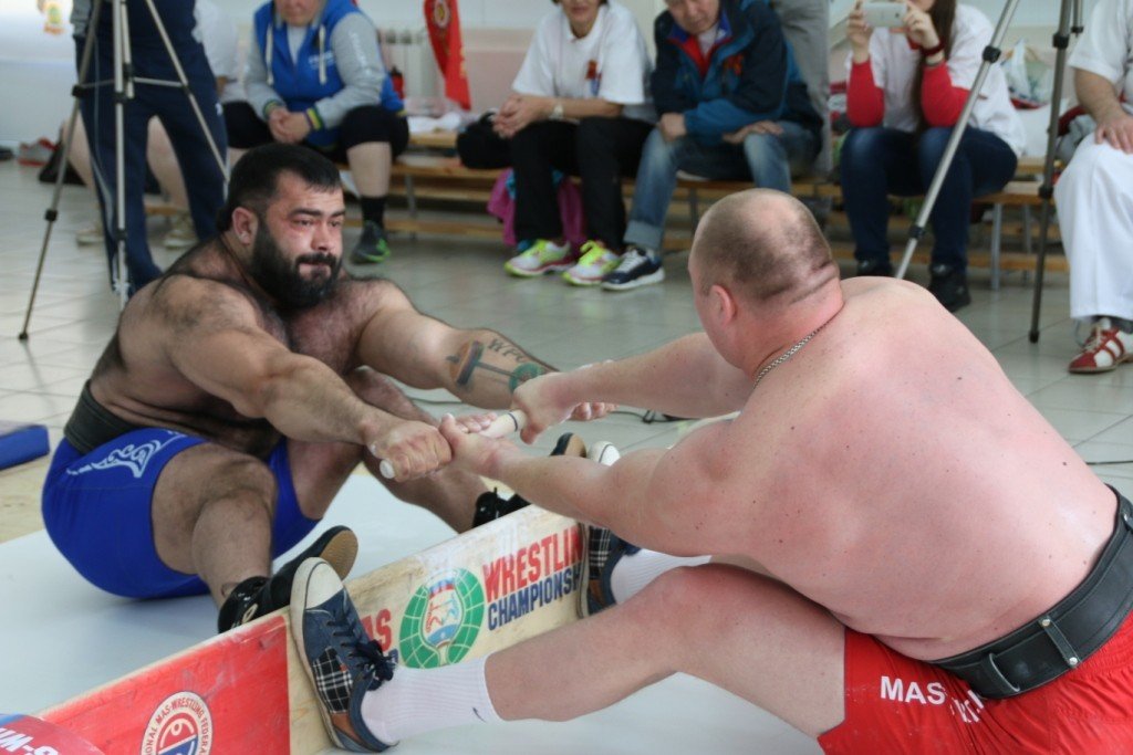 Смолянин выиграл всероссийский турнир по мас-рестлингу