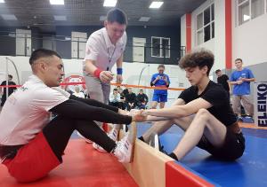 Кубок Нового Уренгоя по мас-рестлингу выявил сильнейших северян