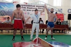 Кавказский мас-рестлинг уже твердо встает на ноги