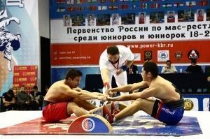 В составе юниорской сборной страны по мас-рестлингу появятся новые имена