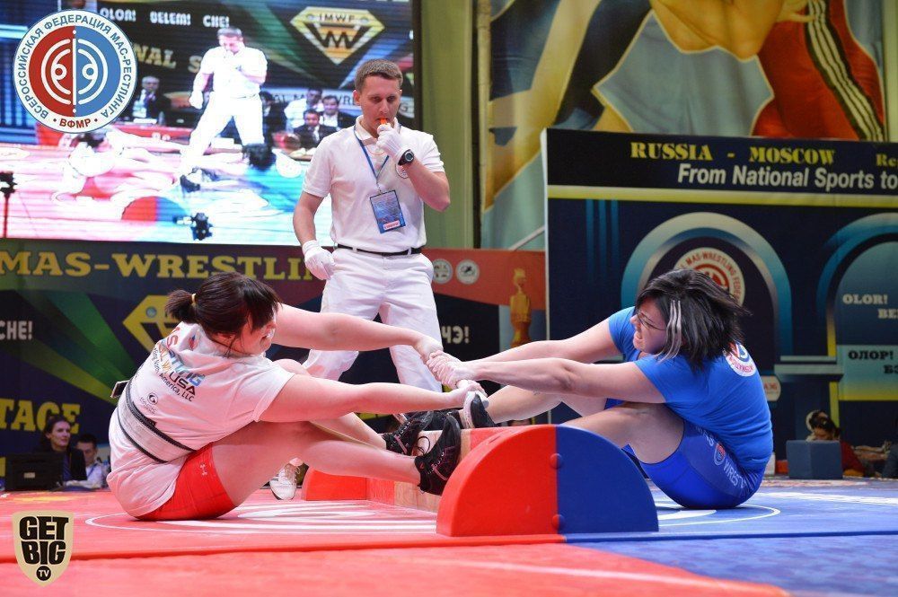 В Москве прошёл финальный этап Кубка мира по мас-рестлингу.
