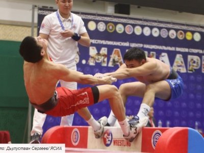 Определены чемпионы Якутии среди юниоров по мас-рестлингу