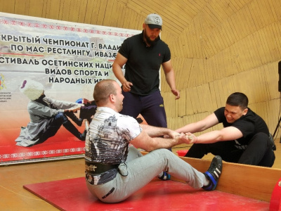 В Осетии состоялся Открытый чемпионат города Владикавказа по мас-рестлингу