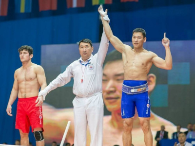 Якутский пожарный – победитель первого чемпионата мира по мас-рестлингу