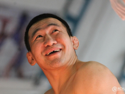 Чемпионат Якутии по мас-рестлингу запомнился рекордом и яркими схватками