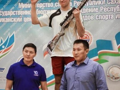 Абсолютный Чемпионат Якутии по мас-рестлингу памяти заслуженного тренера Федора Дегтярева. 