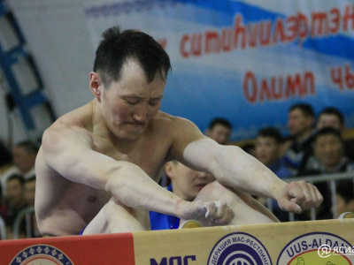 Чемпионат Якутии по мас-рестлингу запомнился рекордом и яркими схватками