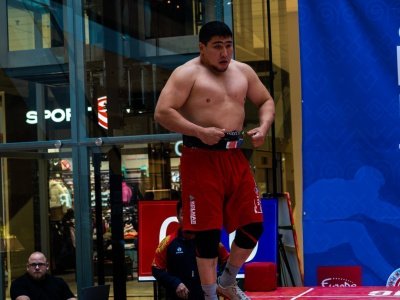 Павел Черноградский, Иван Галкин и Эльдана Болотбекова стали абсолютными чемпионами Европы по мас-рестлингу