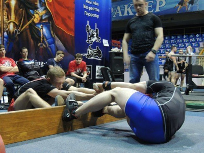 В Новосибирске прошел турнир по мас-рестлингу