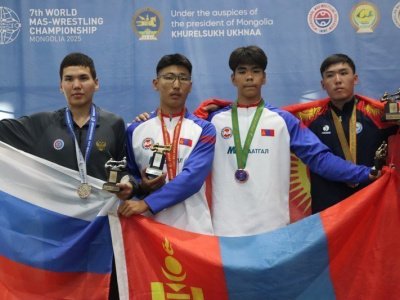 Юношеская сборная команда России по мас-рестлингу - первая в мире!