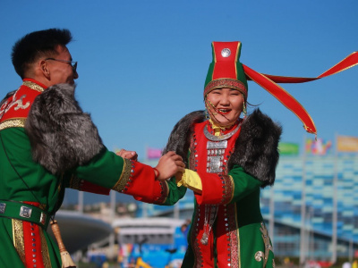 Победители соревнований по якутской борьбе на Всемирном фестивале в Сочи получат алмазы