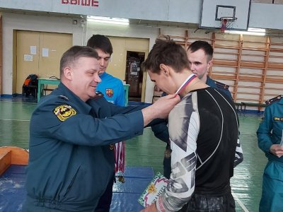Соревнования силовых структур в мас-рестлинге