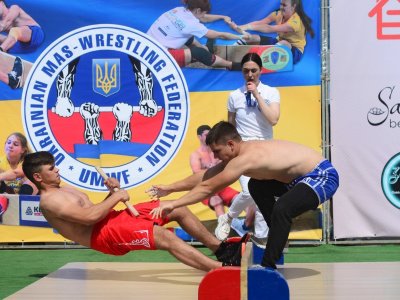 В Новой Каховке с размахом презентовали мас-рестлинг