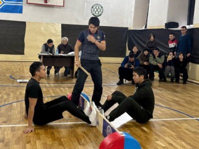 Студенты Тывы продолжают знакомство с мас-рестлингом
