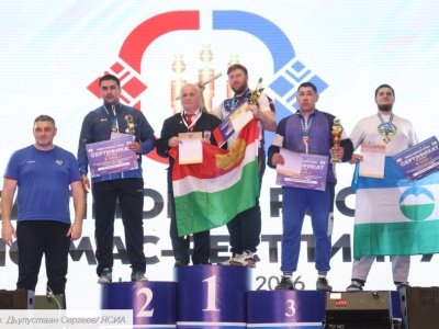 Первый день Чемпионата России по мас-рестлингу подвел итоги 