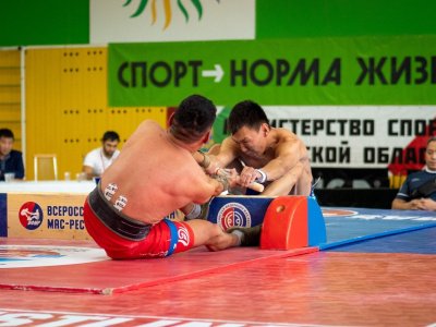 Определились чемпионы и призеры первого дня чемпионата России по мас-рестлингу