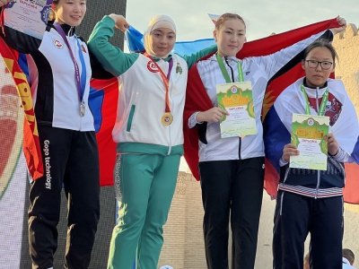 С корабля на бал! Героев чемпионата мира по мас-рестлингу чествовали на родине
