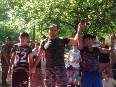 В азербайджанском городе Кусары прошел турнир по мас-рестлингу среди кадетов. Фото.
