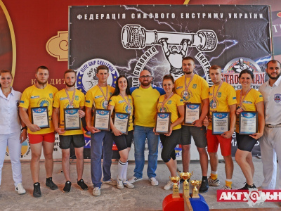 Сборная Запорожской области по мас-рестлингу стала третьей в общем зачете чемпионата Украины