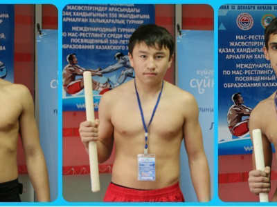 Юношеская сборная Казахстана по мас-рестлингу готова к бою.