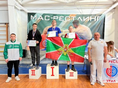 Итоги Первенства и Чемпионата Уральского федерального округа по мас-рестлингу