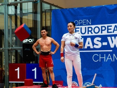 Павел Черноградский, Иван Галкин и Эльдана Болотбекова стали абсолютными чемпионами Европы по мас-рестлингу