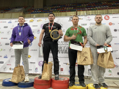 Yashankin Mas-Wrestling Cup собрал друзей в Лужниках