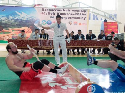 Кавказский мас-рестлинг уже твердо встает на ноги