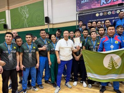 Победители Первой и Высшей лиг Кубка Федерации по мас-рестлингу в Якутии