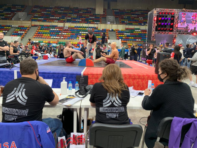 Yashankin Mas-Wrestling Cup собрал друзей в Лужниках