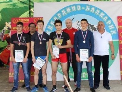 В Нальчике состоялось Первенство республики по мас-рестлингу среди юношей.