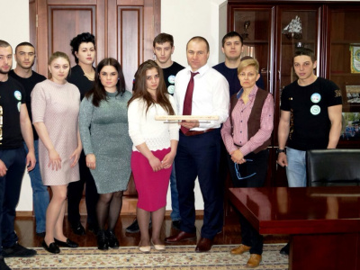 Министр спорта Кабардино-Балкарии встретился со сборной командой республики по мас-рестлингу