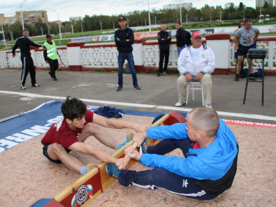 В Москве в честь Дня города проведен турнир по мас-рестлингу. Фото