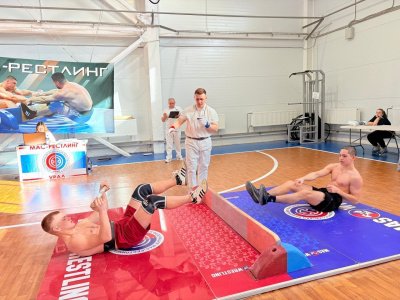 Итоги Первенства и Чемпионата Уральского федерального округа по мас-рестлингу