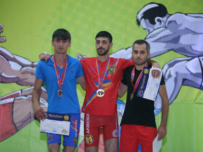 В Ереване состоялся чемпионат Армении по мас-рестлингу