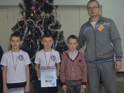 Павел Дудаков в Раздольном провел турнир по мас-рестлингу памяти друга. 