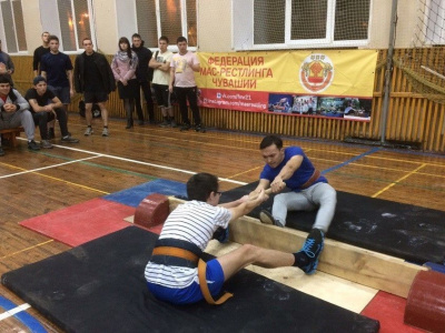 В столице Чувашии проведено первенство по мас-рестлингу среди студентов. Фото