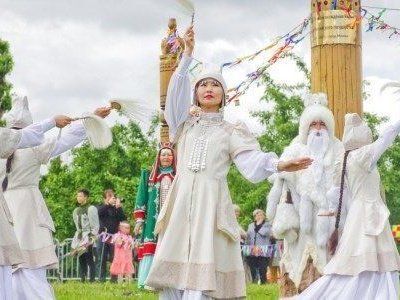 На празднике Ысыах в Москву призывали лето