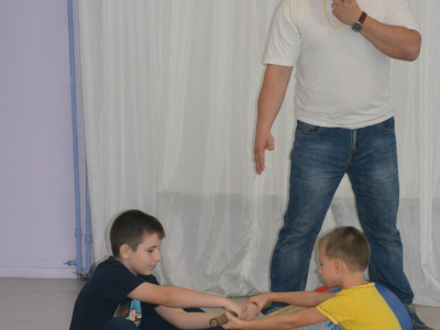 В Воронеже прошли соревнования по мас-рестлингу среди детей и юношей. Фото