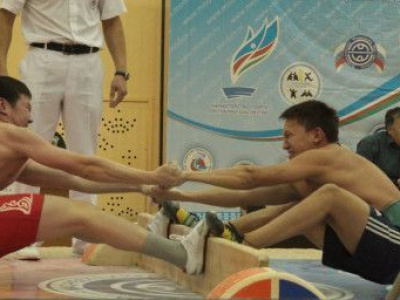 Новые имена якутского мас-рестлинга: рекорд по количеству участников