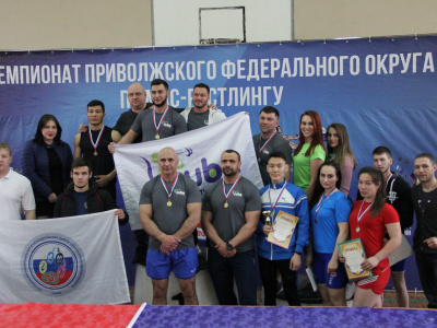 Ульяновская сборная команда по мас-рестлингу вернулась из столицы Чувашии с богатым уловом