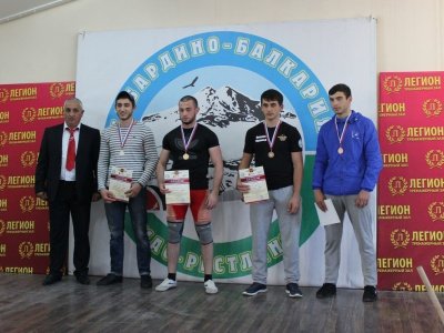 В Нальчике провели отбор на Первенство России по мас-рестлингу. Фото