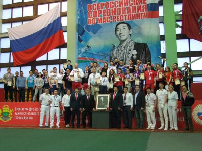 11 февраля в Москве прошли Всероссийские соревнования по мас-рестлингу памяти олимпийского чемпиона Романа Дмитриева