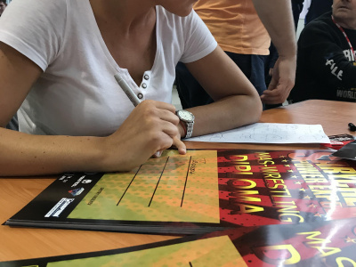 В канун Первомая в Москве прошла серия турниров по мас-рестлингу