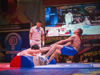 Из доски и палки. В Якутии придумали новый вид спорта. Как он стал популярен во всем мире?