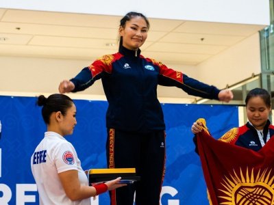 Павел Черноградский, Иван Галкин и Эльдана Болотбекова стали абсолютными чемпионами Европы по мас-рестлингу