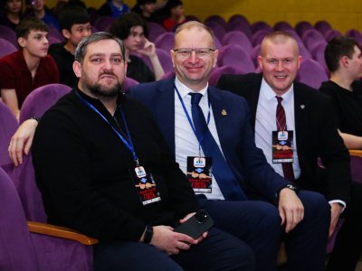 Более 200 спортсменов Подмосковья собрал юбилейный Кубок Деда Мороза по мас-рестлингу в Люберцах