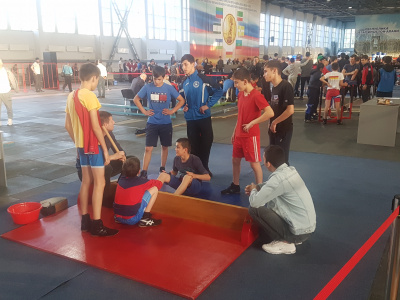Во Владикавказе прошел Фестиваль народных игр и национальных видов спорта