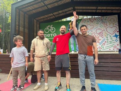 Якутский вид спорта «мас тардыхыы» или мас-рестлинг собрал десятки спортсменов в подмосковном Наро-Фоминске