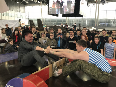 В канун Первомая в Москве прошла серия турниров по мас-рестлингу
